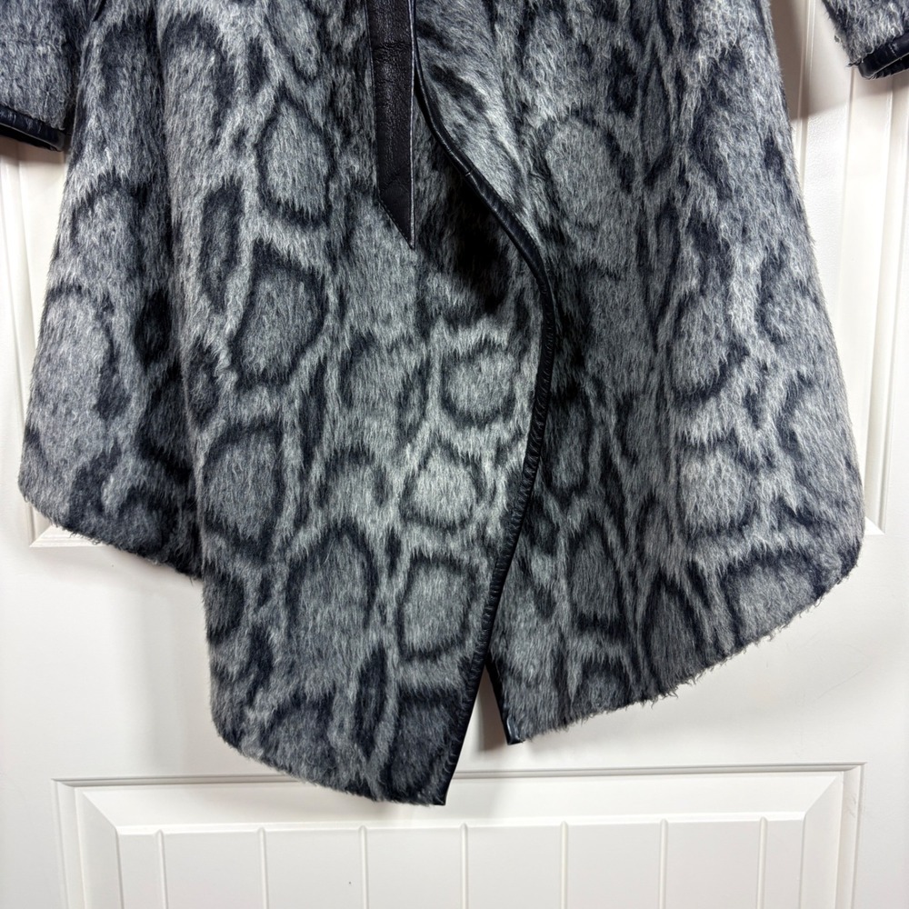 Diane Von Furstenberg Gray Leopard Faux Fur Coat Asymmetrical Shawl Collar L - Picture 9 of 16